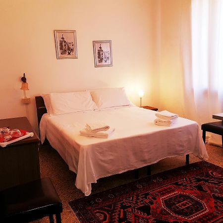 Residenza Ponte Degli Scalzi Venedik Dış mekan fotoğraf